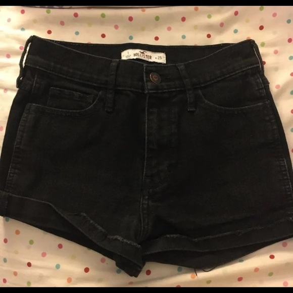 Two pairs of shorts - Picture 4 of 8